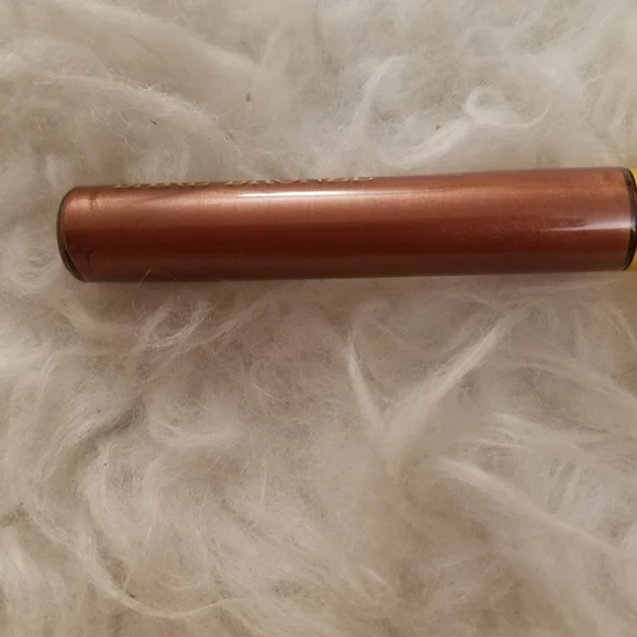 🆕 VICTORIA'S SECRET BARE BRONZE LIQUID LIP SHIMMER